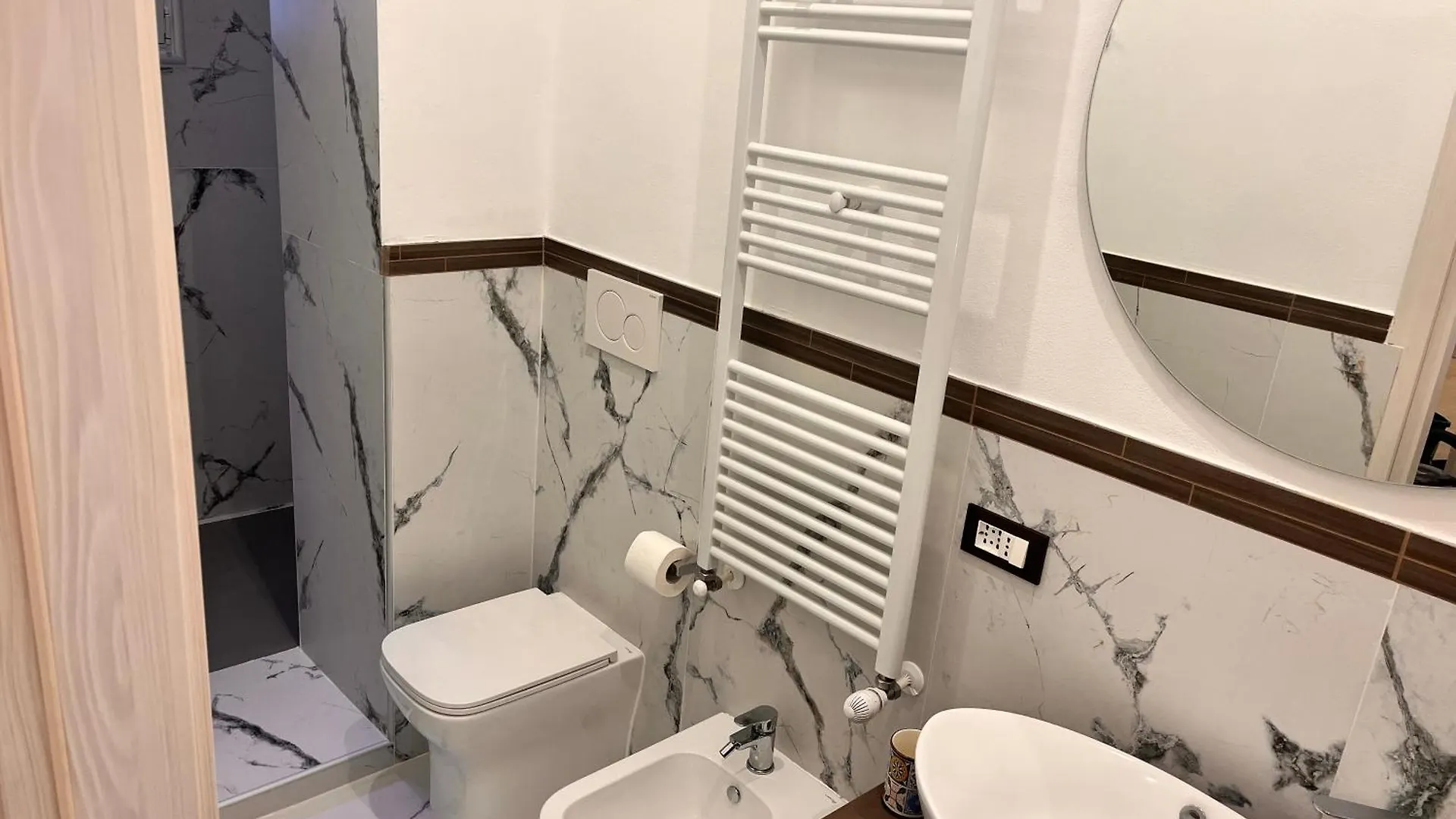 La Casetta Del Vicolo La Spezia Apartment